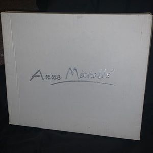 Anne Michelle-BLKSNK -US 7